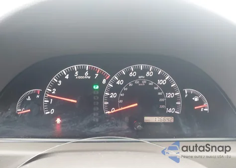 2005 Toyota Camry Le z USA, uszkodzony, nr VIN 4T1BE30K55U077777